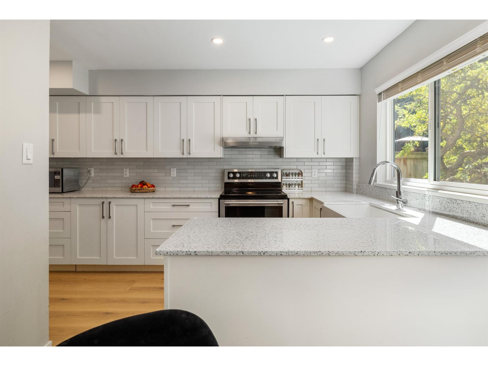 6503 Woodglen Street, Delta, British Columbia  V4E 3G8 - Photo 9 - R3157708