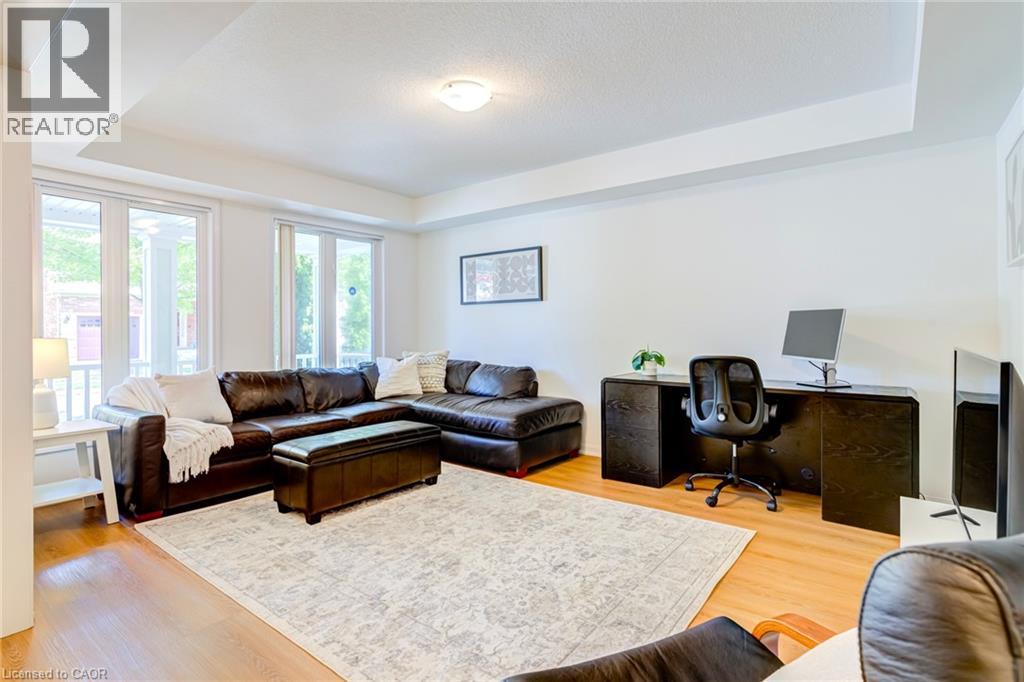 672 Mceastern Path, Milton, Ontario  L9T 0G4 - Photo 4 - 40855842