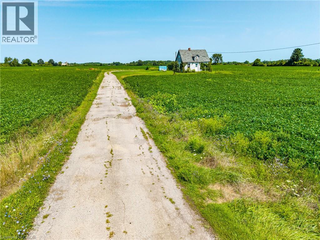 883 Lynn Valley Road, Port Dover, Ontario  N0A 1N2 - Photo 3 - 40856250