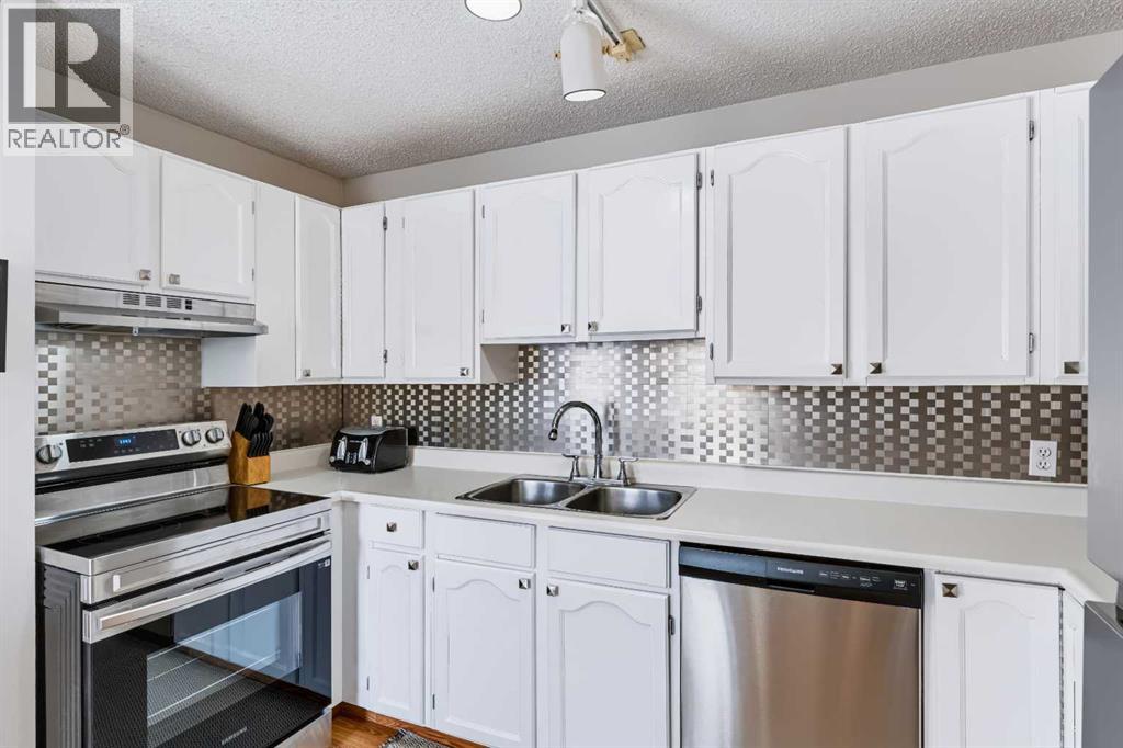 108 Falshire Terrace NE, Calgary, Alberta  T3J 3B3 - Photo 12 - A2338618