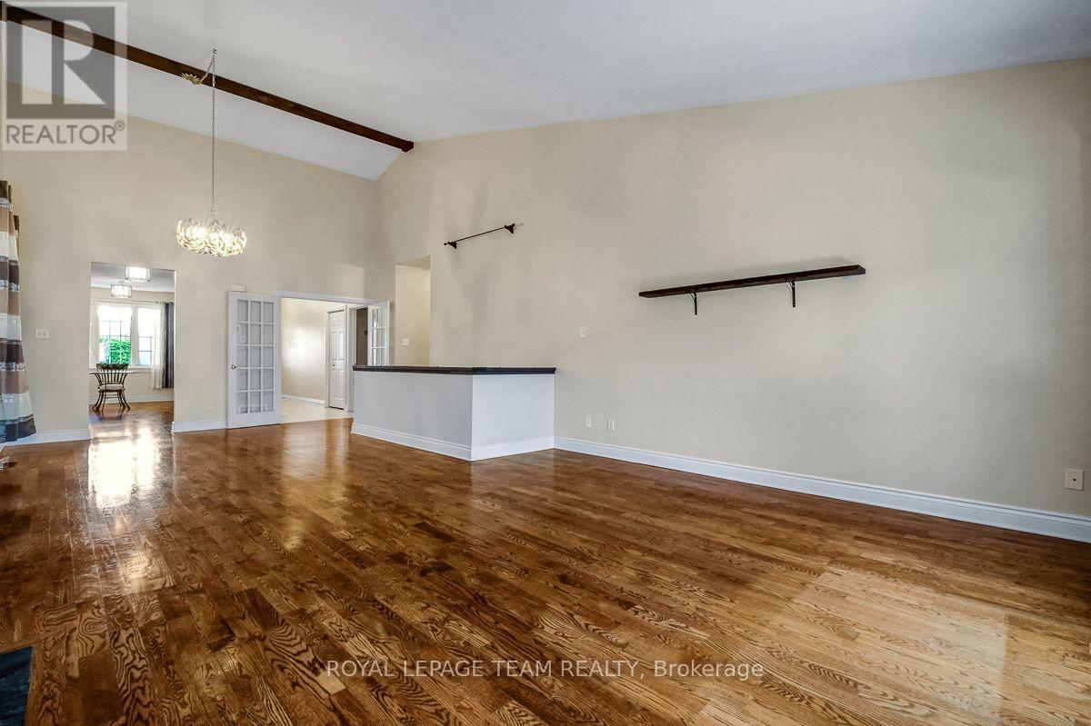 92 Hartsmere Drive, Ottawa, Ontario  K2S 2B7 - Photo 13 - X13698196