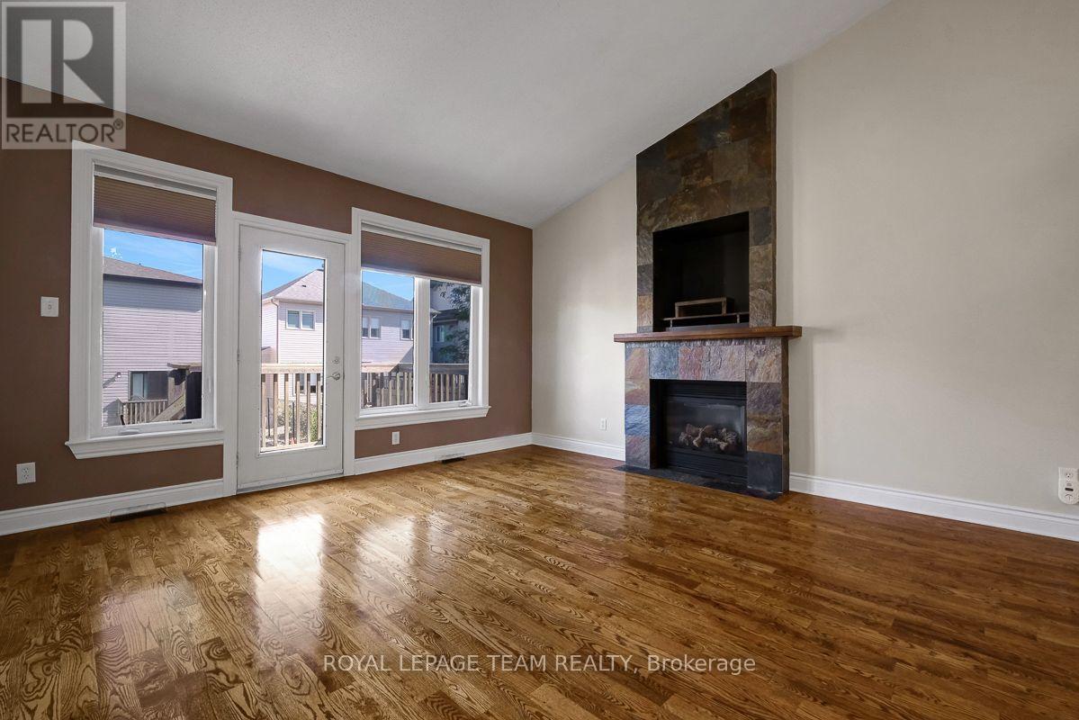 92 Hartsmere Drive, Ottawa, Ontario  K2S 2B7 - Photo 16 - X13698196