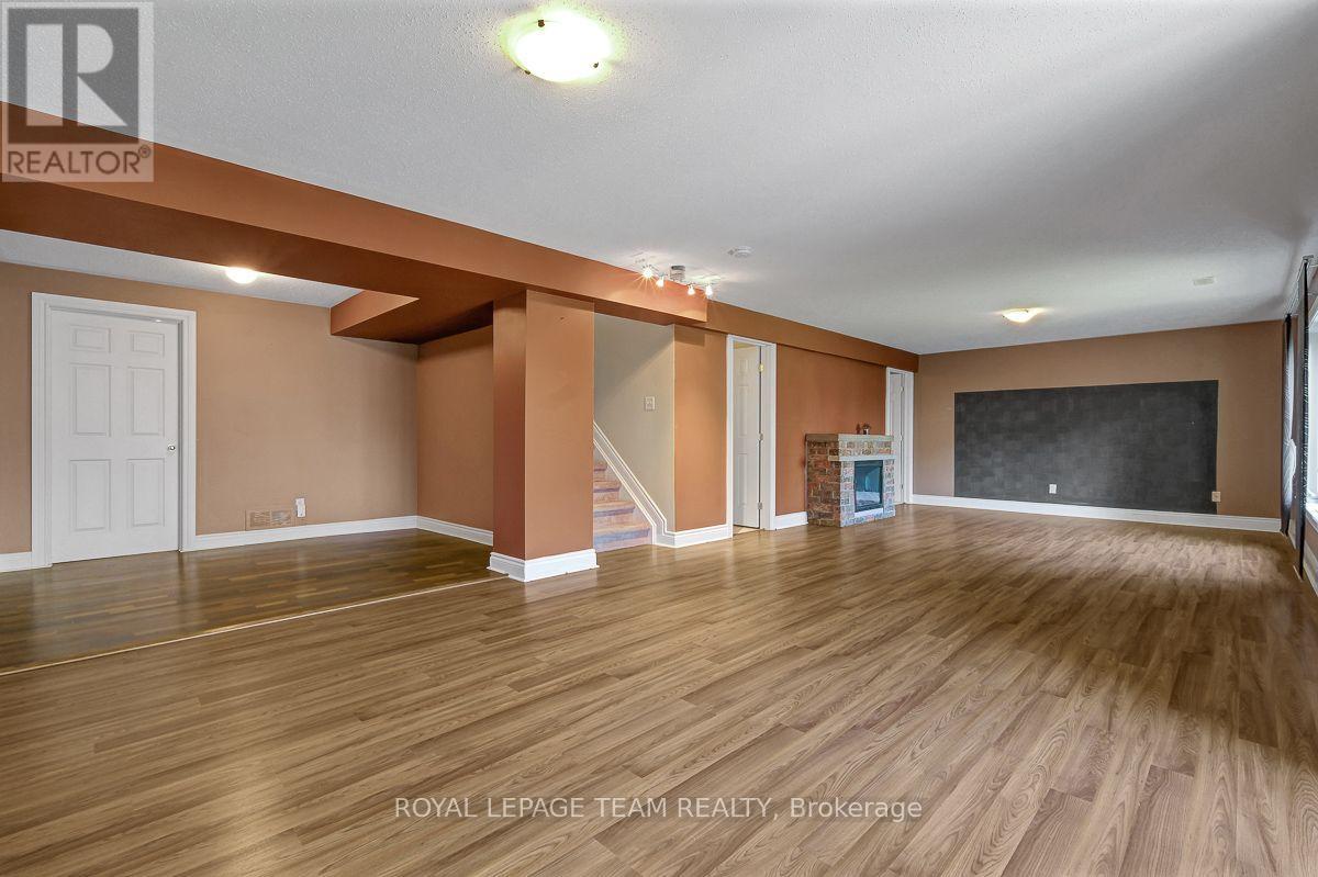 92 Hartsmere Drive, Ottawa, Ontario  K2S 2B7 - Photo 33 - X13698196