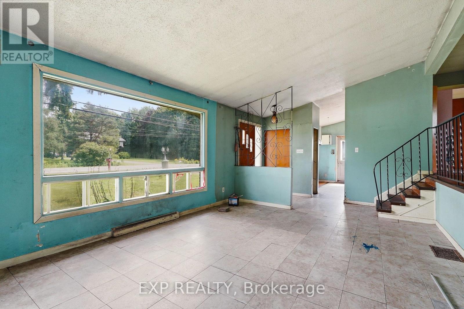 2498 Mer Bleue Road, Ottawa, Ontario  K4B 1H9 - Photo 13 - X13698248