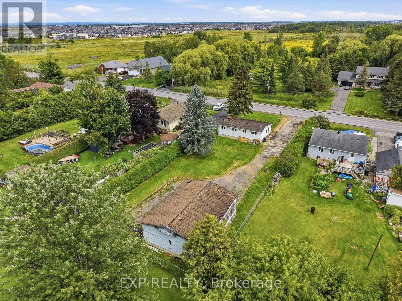 2498 Mer Bleue Road, Ottawa, Ontario  K4B 1H9 - Photo 19 - X13698248