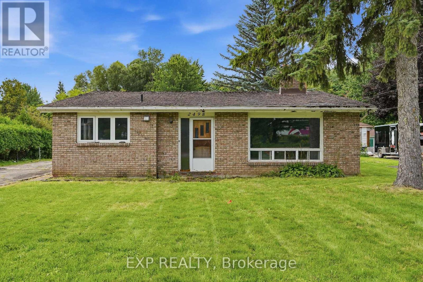 2498 Mer Bleue Road, Ottawa, Ontario  K4B 1H9 - Photo 2 - X13698248