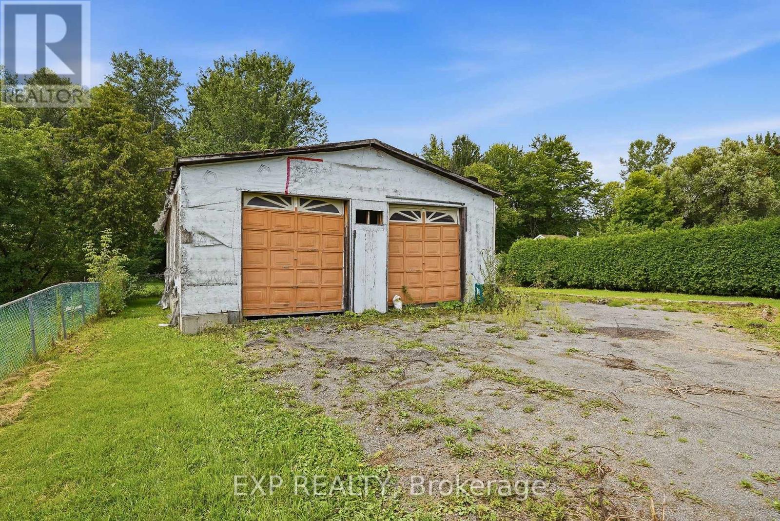 2498 Mer Bleue Road, Ottawa, Ontario  K4B 1H9 - Photo 27 - X13698248