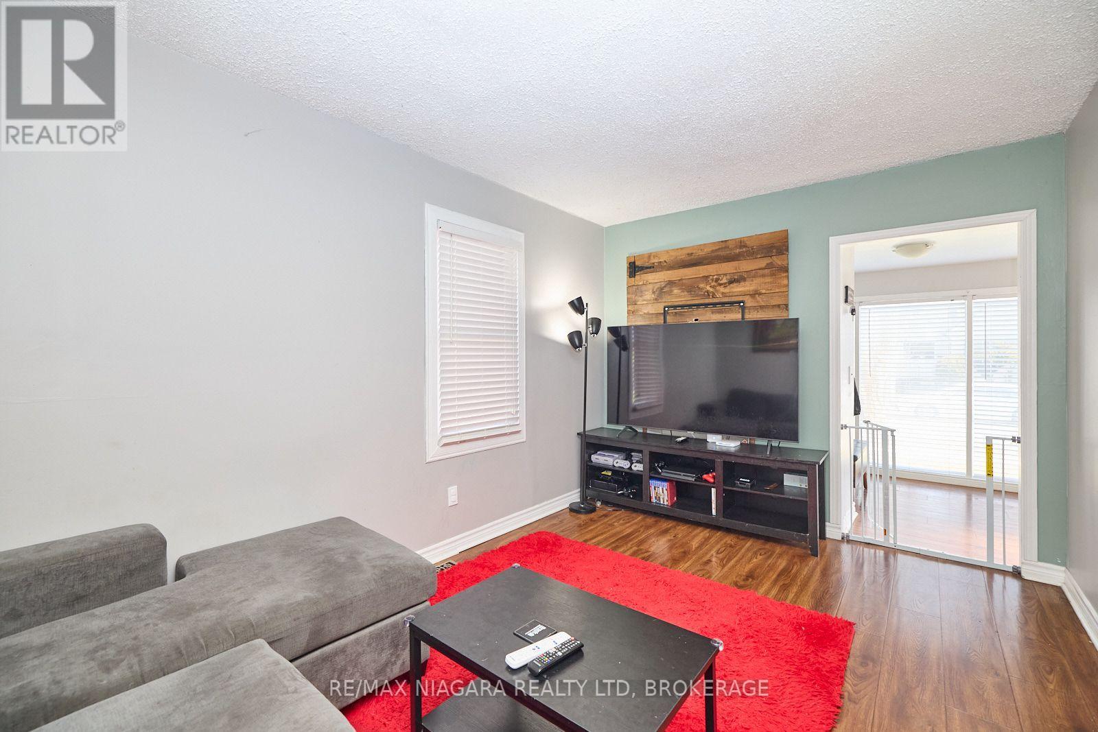 44 Churchill Street, St. Catharines, Ontario  L2S 2P5 - Photo 8 - X13698218