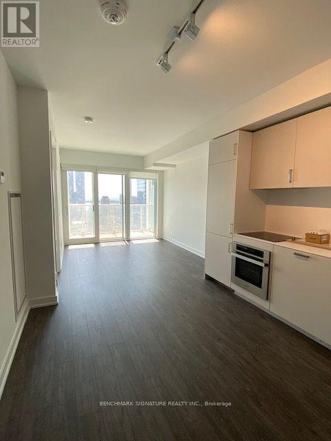3208 - 88 Queen Street E, Toronto, Ontario  M5C 0B6 - Photo 2 - C13698182