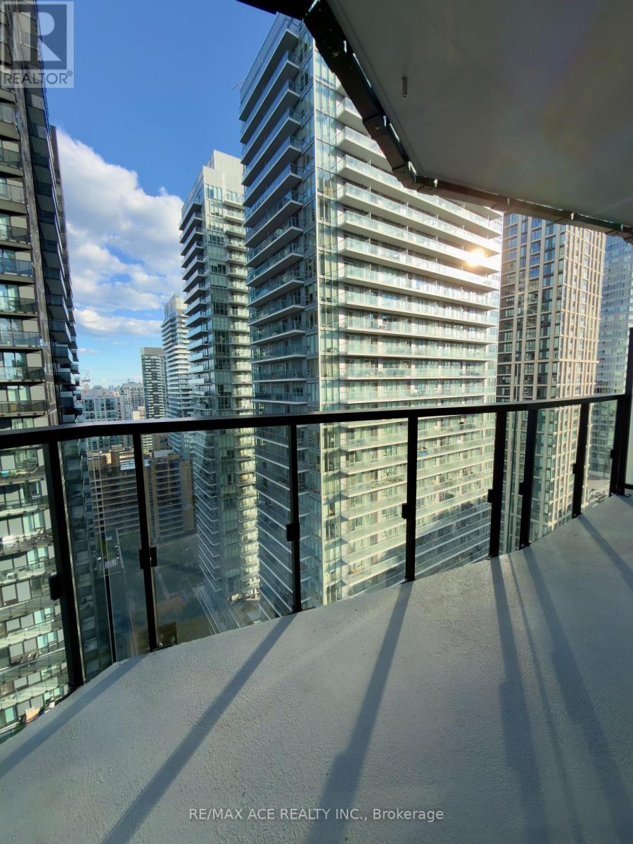 2213 - 110 Broadway Avenue, Toronto, Ontario  M4P 1V7 - Photo 10 - C13698198
