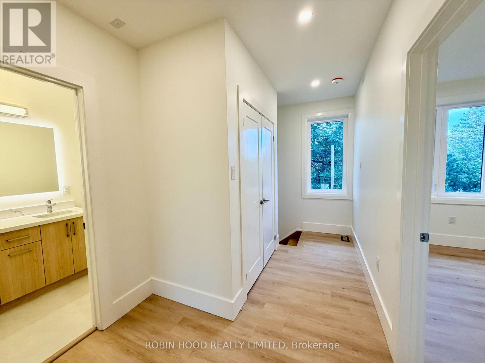 B - 12 Southwell Drive, Toronto, Ontario  M3B 2N7 - Photo 8 - C13698228