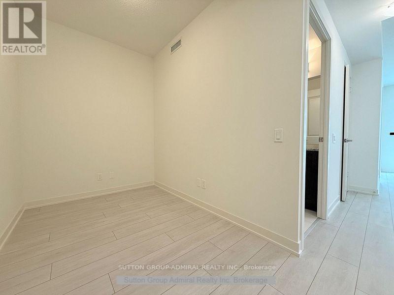 1703 - 4955 Yonge Street, Toronto, Ontario  M2N 5N6 - Photo 3 - C13698230