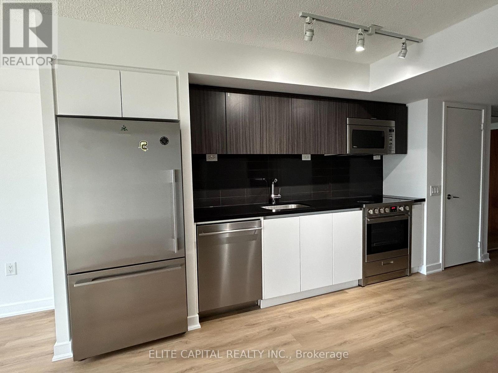 2805 - 75 Queens Wharf Road, Toronto, Ontario  M5V 0J8 - Photo 5 - C13698246