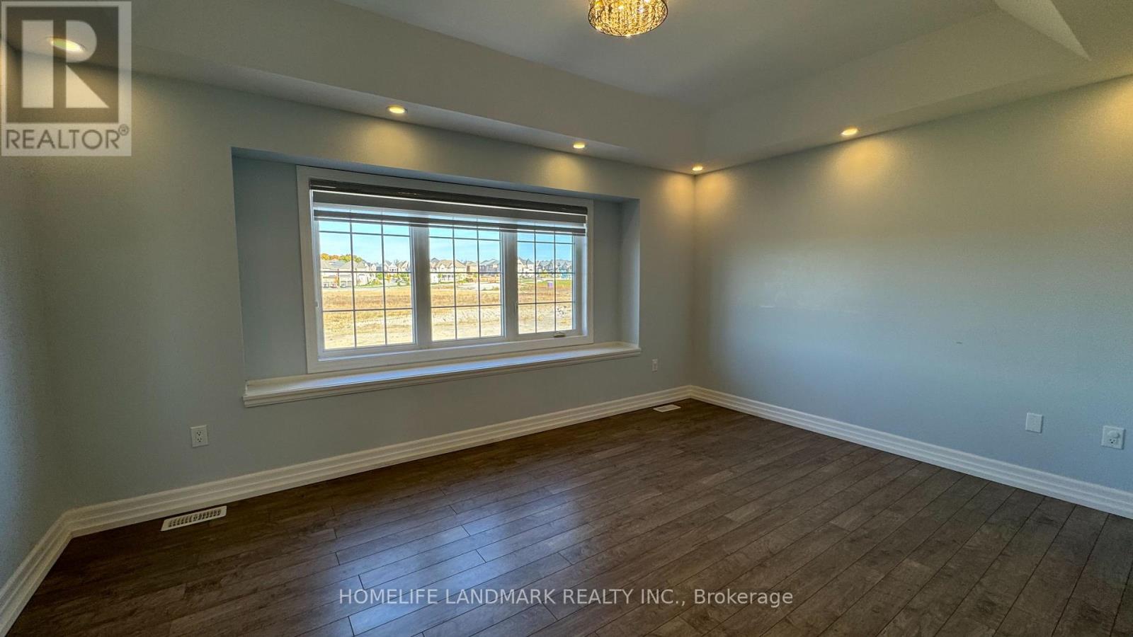 74 Christine Elliott Avenue, Whitby, Ontario  L1P 0E1 - Photo 19 - E13698130