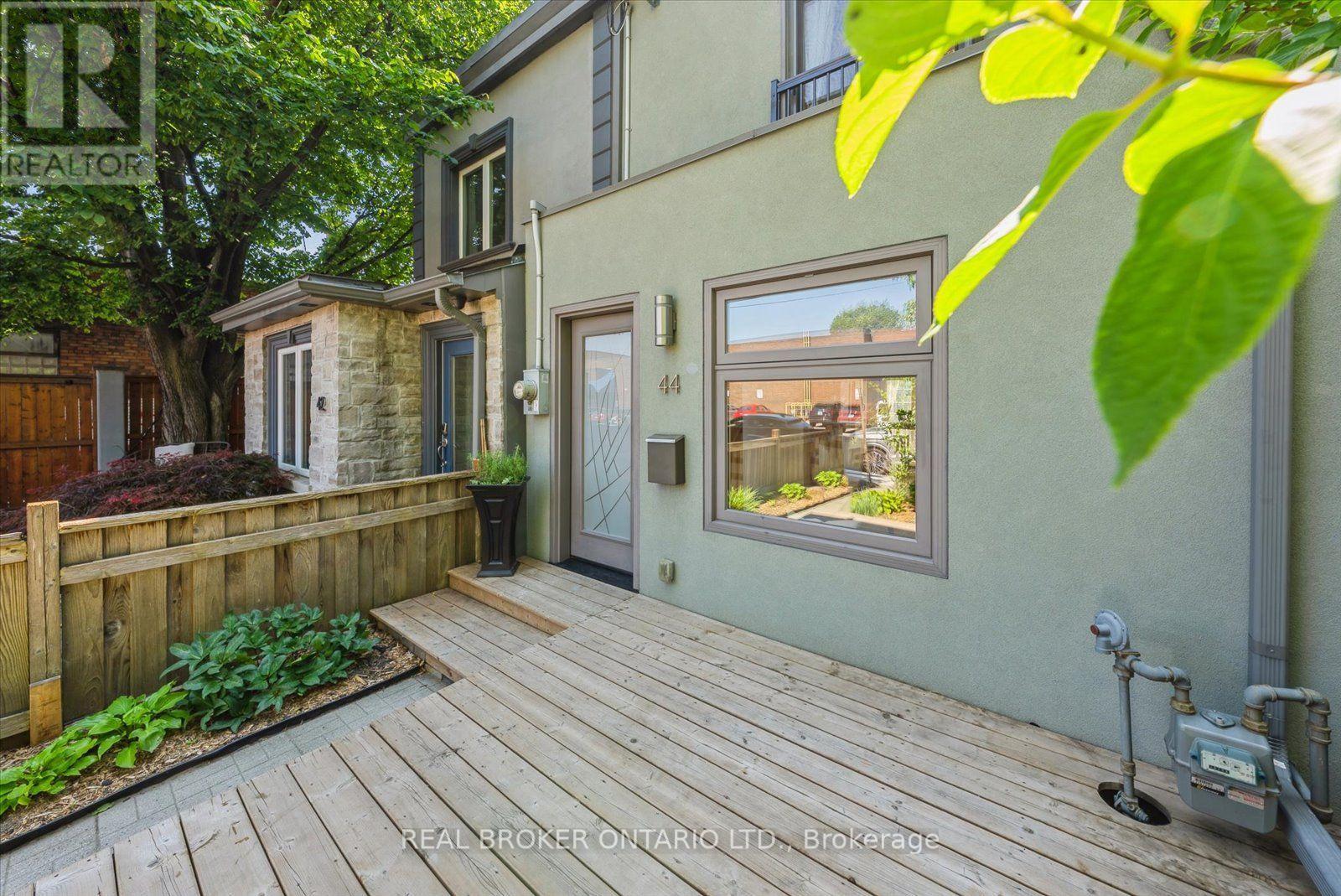 44 LOGAN AVENUE, Toronto, Ontario