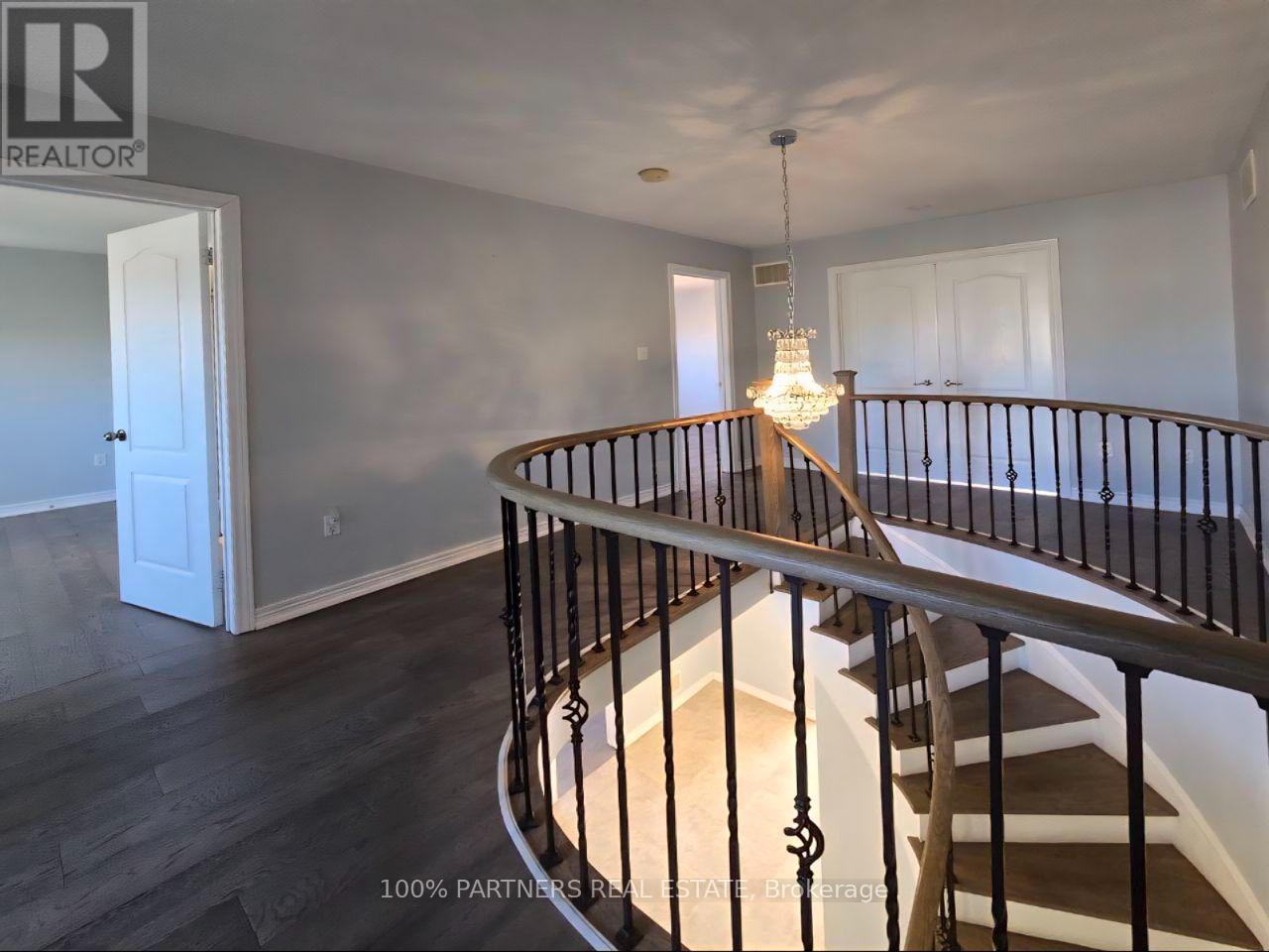 8 St. Philip Court, Whitby, Ontario  L1P 0A5 - Photo 14 - E13698216