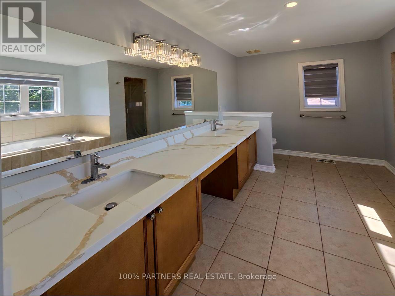 8 St. Philip Court, Whitby, Ontario  L1P 0A5 - Photo 30 - E13698216