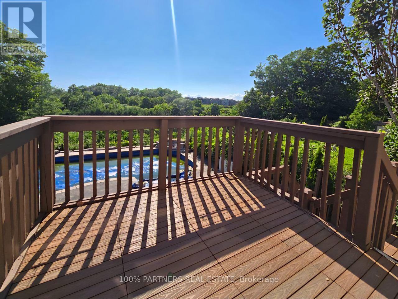 8 St. Philip Court, Whitby, Ontario  L1P 0A5 - Photo 45 - E13698216