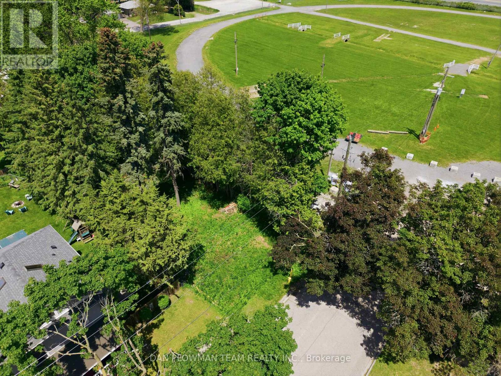 38 Park Street, Clarington, Ontario L1B 1H2 - Photo 3 - E13698240