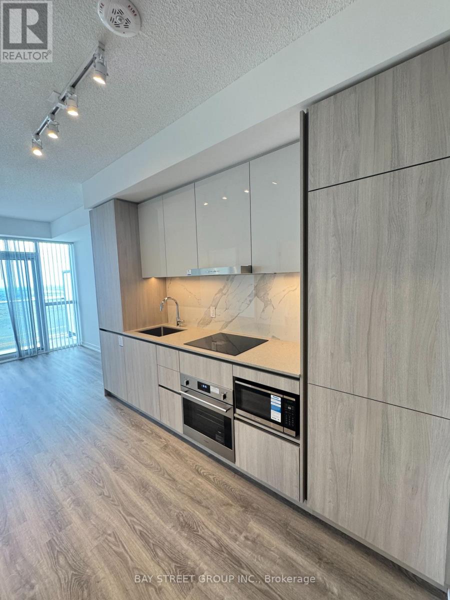 5510 - 8 Interchange Way, Vaughan, Ontario  L4K 0R2 - Photo 8 - N13698238