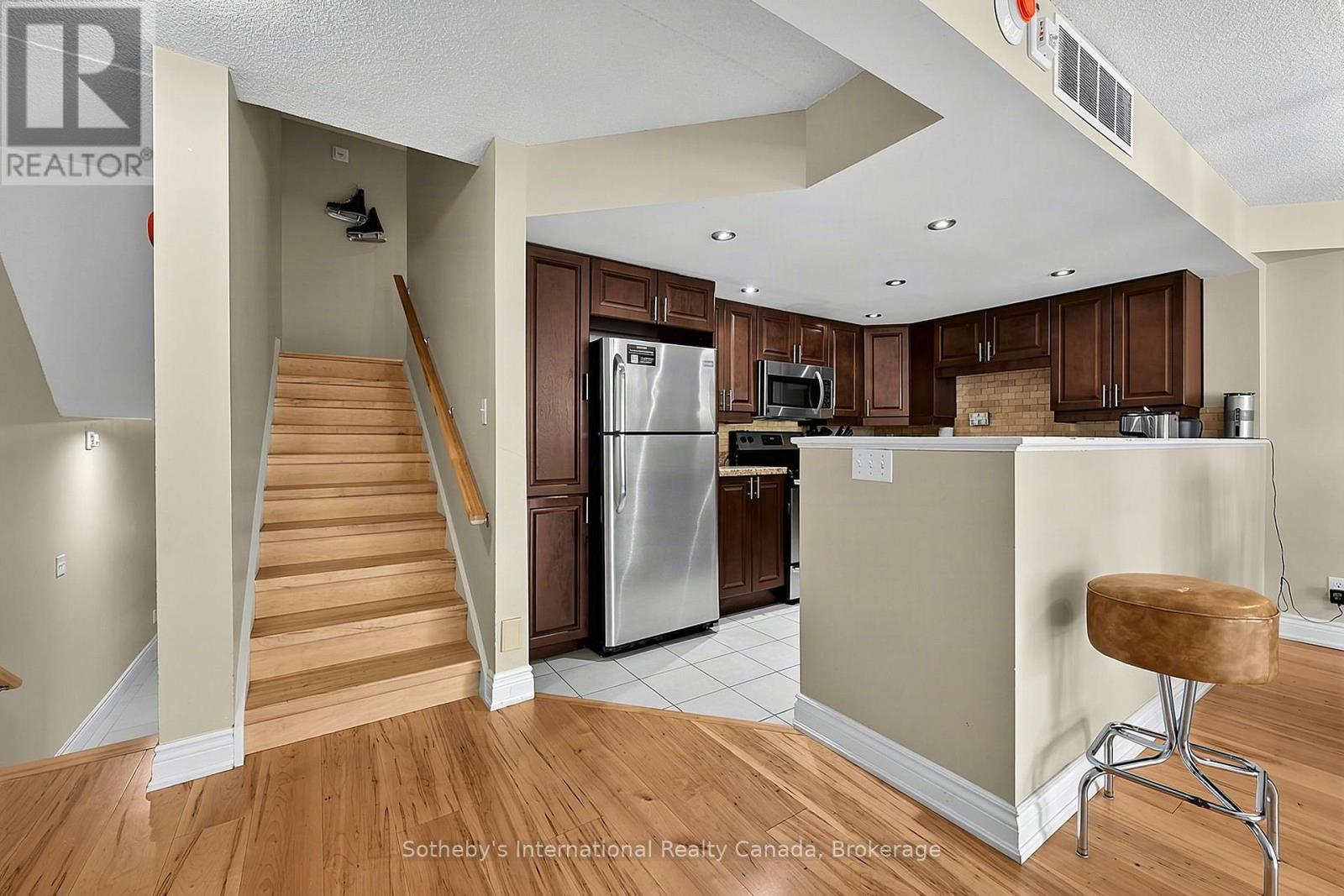 212 - 107 Ann Heggtveit Drive, Blue Mountains, Ontario  L9Y 0P7 - Photo 11 - X13698188