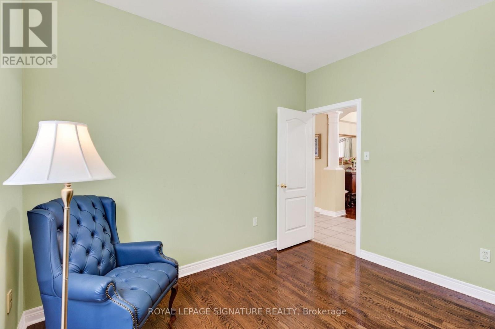 6847 Simpson Pioneer Trail, Mississauga, Ontario  L5W 1A9 - Photo 20 - W13698170