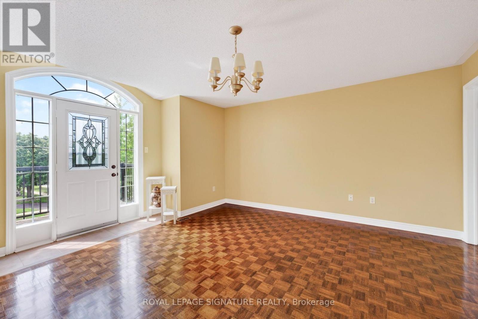 6847 Simpson Pioneer Trail, Mississauga, Ontario  L5W 1A9 - Photo 29 - W13698170