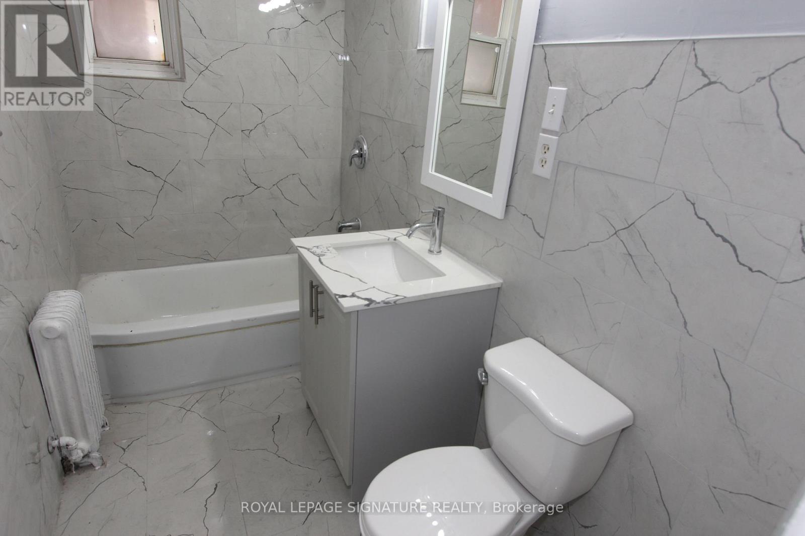 2 - 31 Fifteenth Street, Toronto, Ontario  M8V 3J3 - Photo 4 - W13698202
