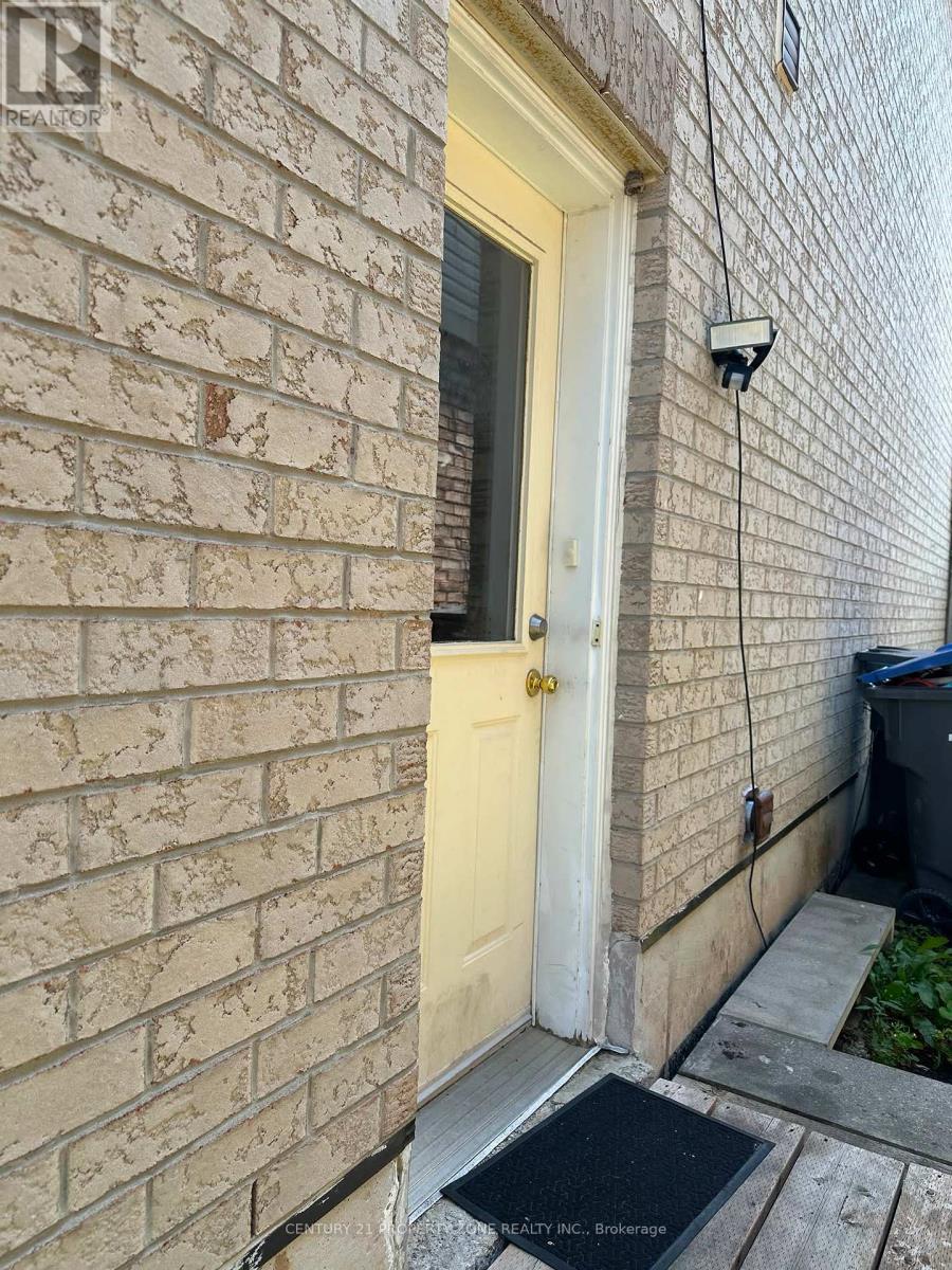 79 PERTOSA DRIVE, Brampton, Ontario