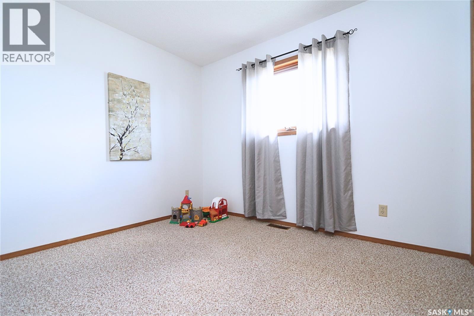 2 Spice Drive, Yorkton, Saskatchewan  S3N 3W2 - Photo 20 - SK043235