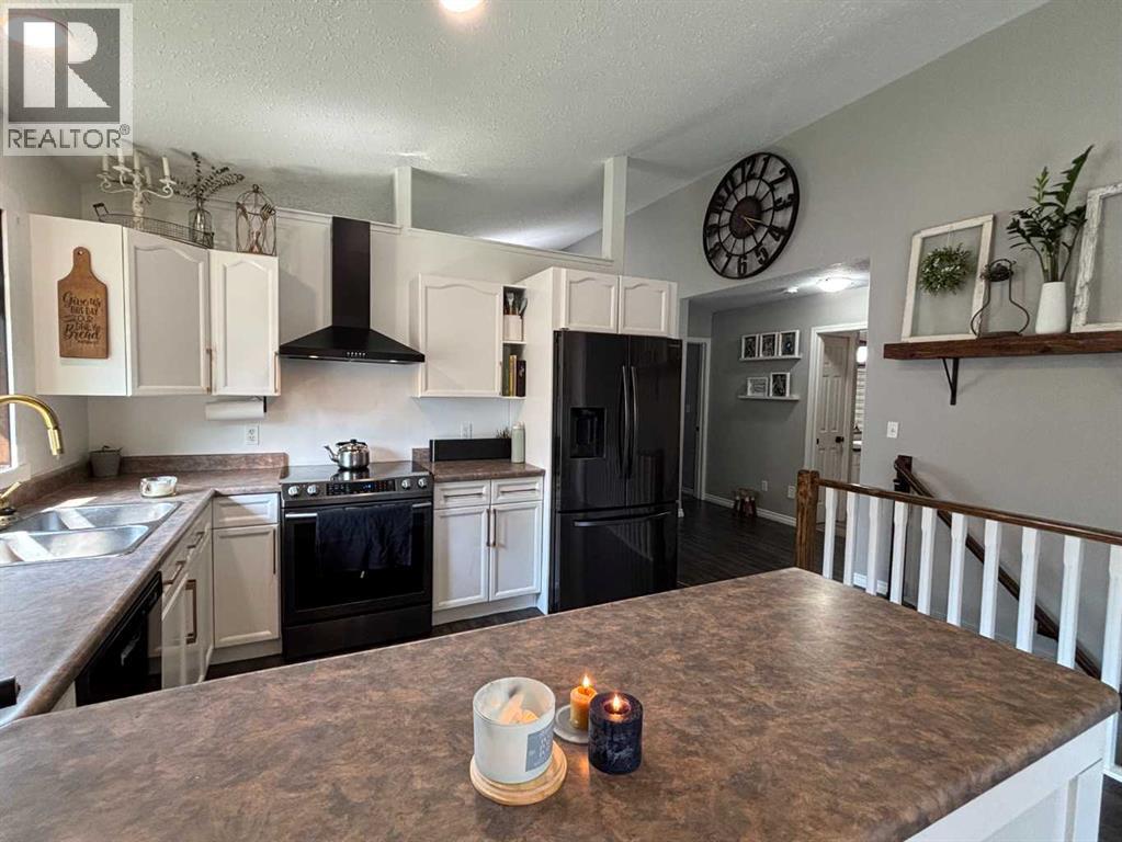 26 Olson Crescent, Whitecourt, Alberta  T7S 1T9 - Photo 14 - A2332245