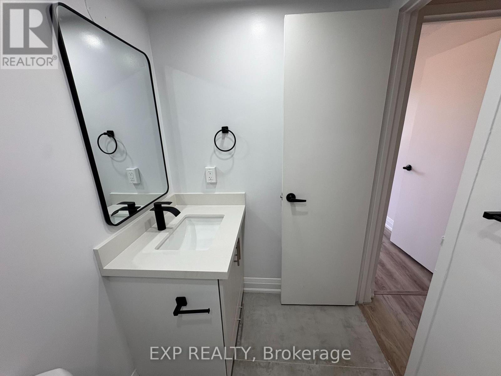 406 - 4422 Huron Street, Niagara Falls, Ontario  L2E 7C8 - Photo 3 - X13698174