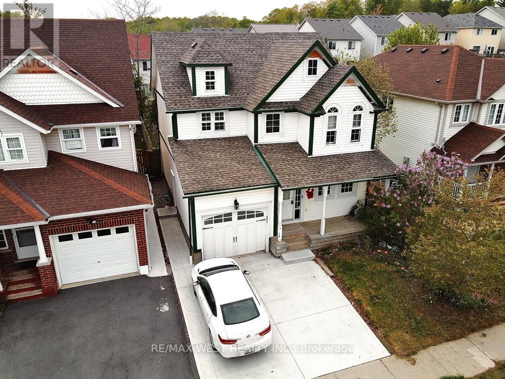 792 BUTTERNUT AVENUE, Waterloo, Ontario