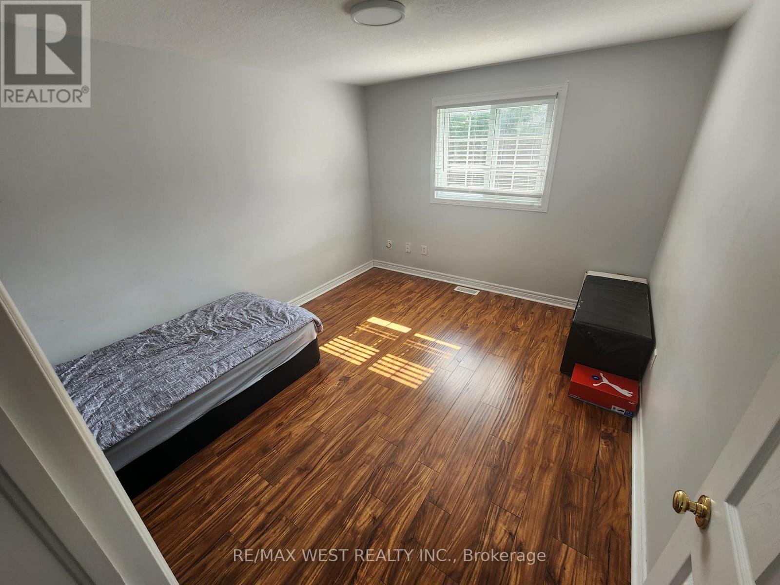 792 Butternut Avenue, Waterloo, Ontario  N2V 2M3 - Photo 19 - X13698234