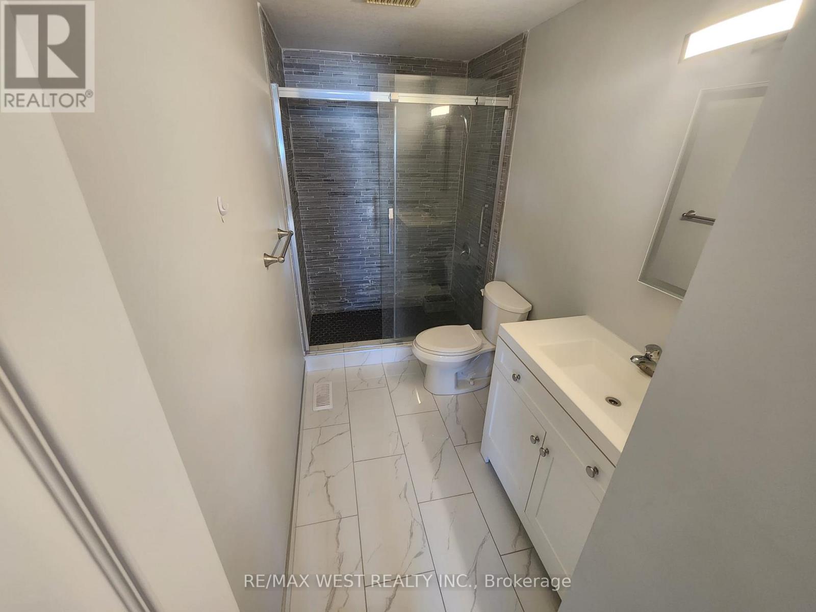 792 Butternut Avenue, Waterloo, Ontario  N2V 2M3 - Photo 26 - X13698234