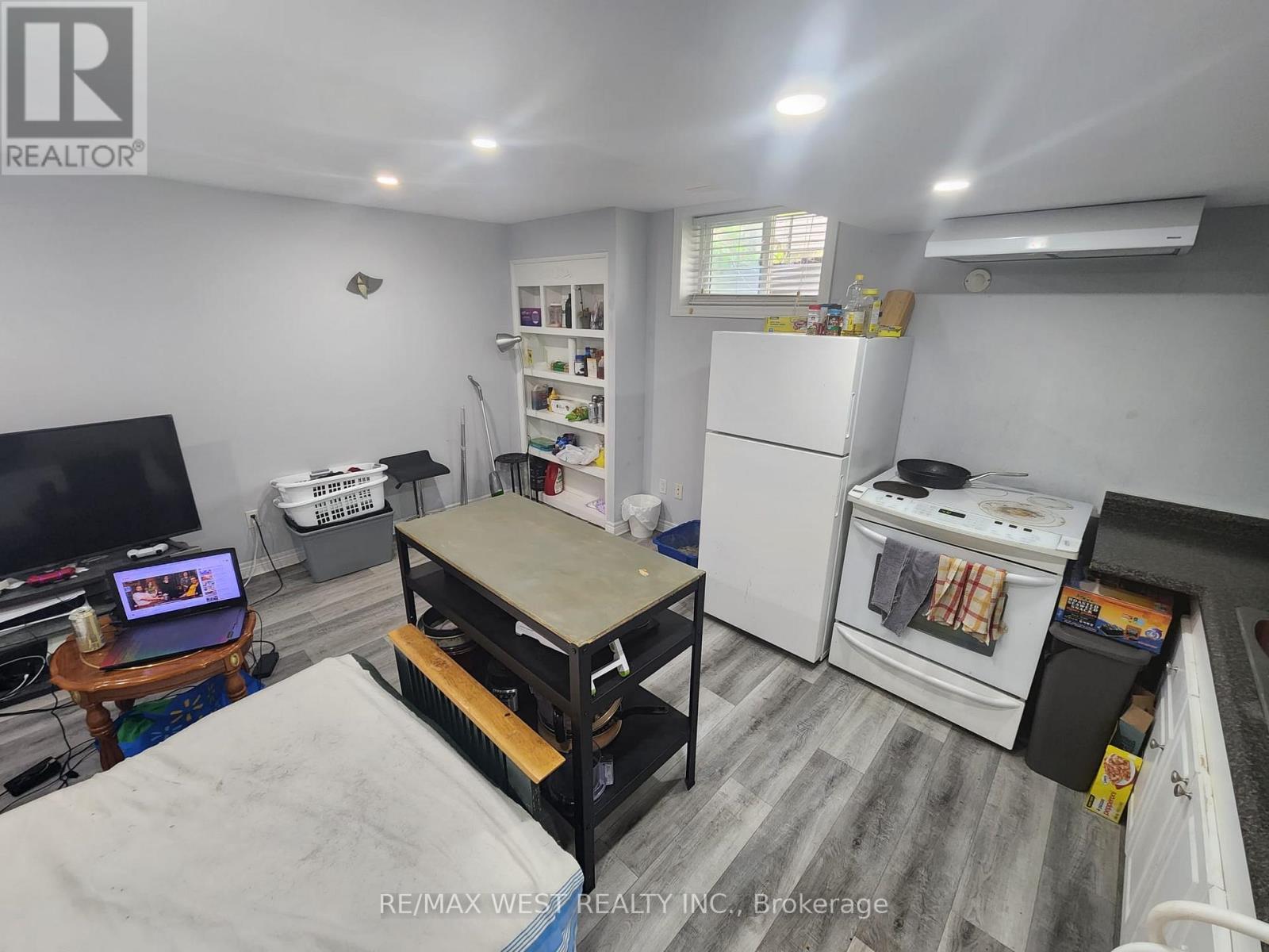 792 Butternut Avenue, Waterloo, Ontario  N2V 2M3 - Photo 30 - X13698234