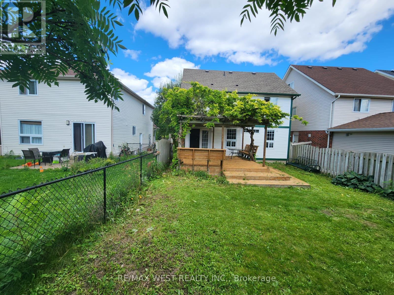 792 Butternut Avenue, Waterloo, Ontario  N2V 2M3 - Photo 37 - X13698234