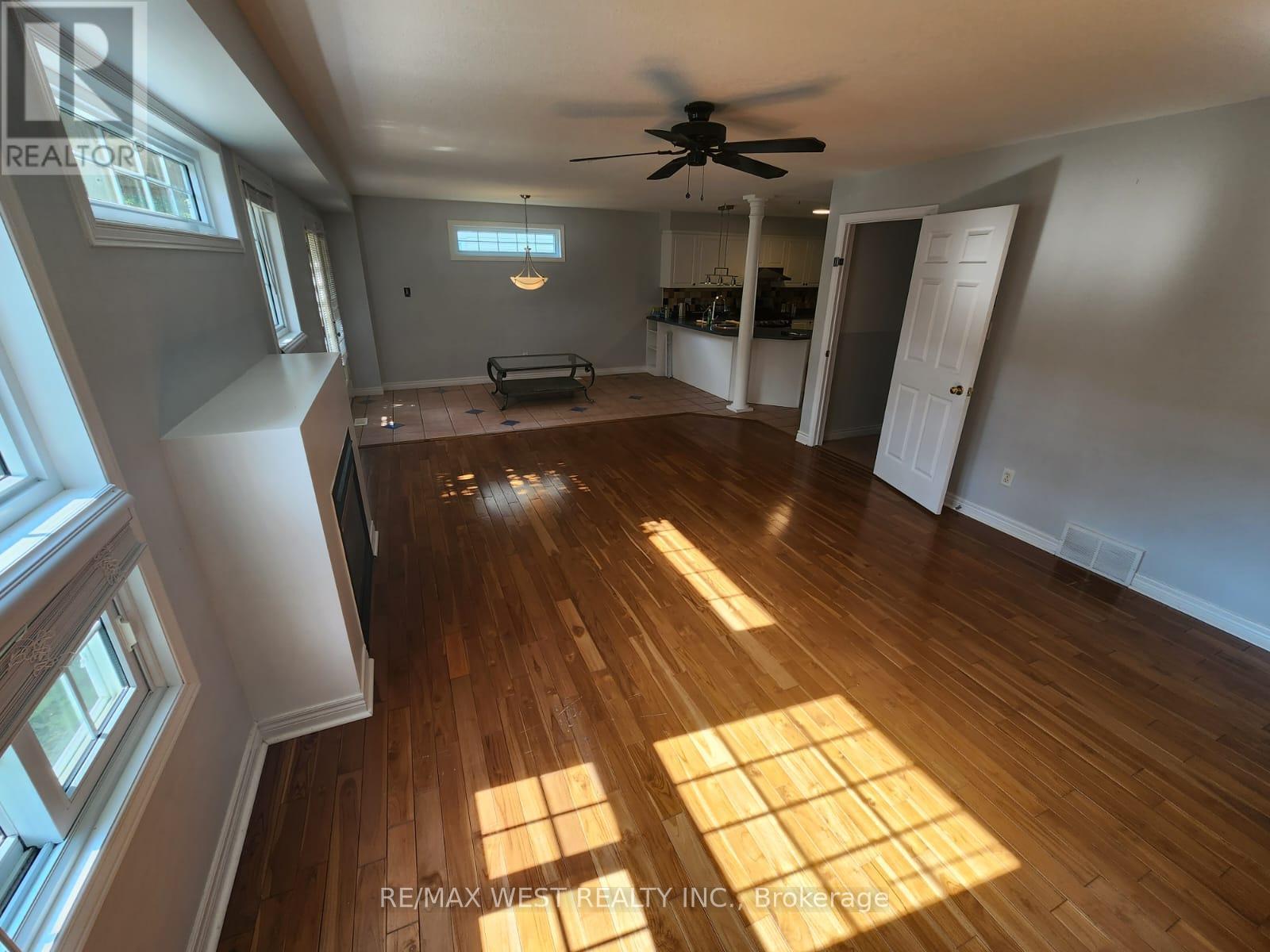 792 Butternut Avenue, Waterloo, Ontario  N2V 2M3 - Photo 8 - X13698234