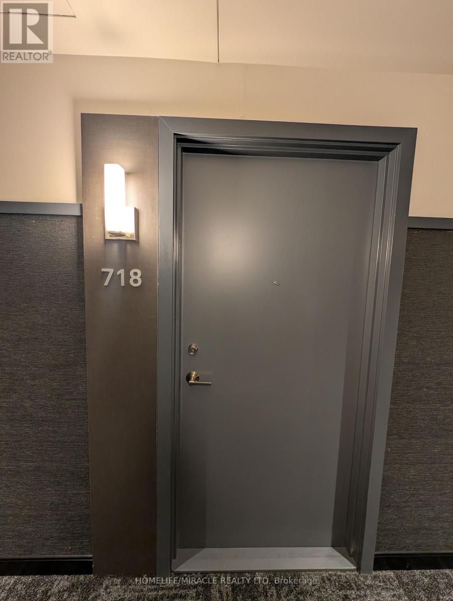 718 - 2485 EGLINTON AVENUE W, Mississauga, Ontario