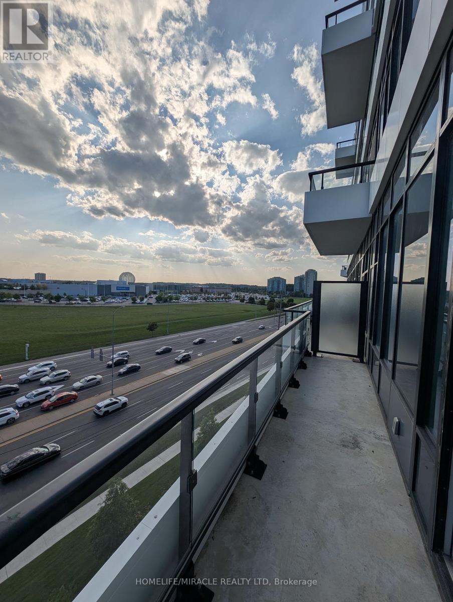718 - 2485 Eglinton Avenue W, Mississauga, Ontario  L5M 2V8 - Photo 6 - W13695092
