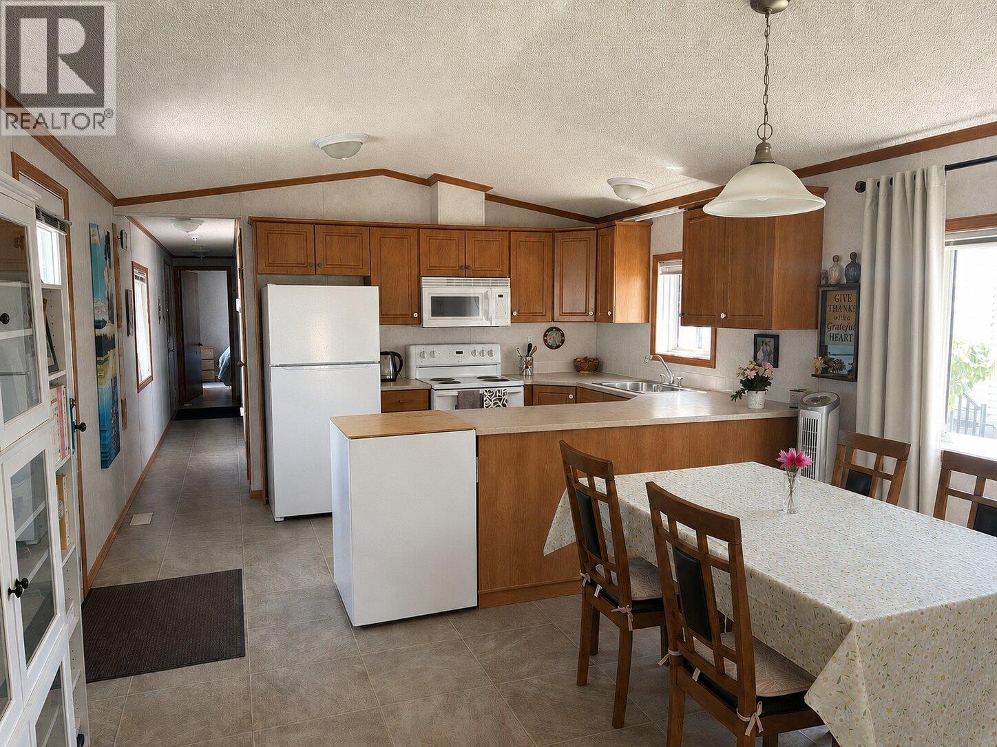 1250 Hillside Avenue Unit# 10, Chase, British Columbia  V0E 1M0 - Photo 12 - 10394307