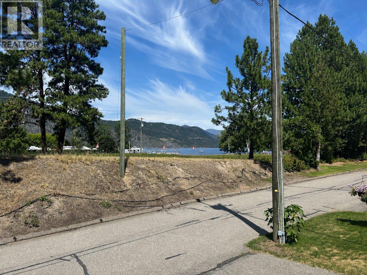 1250 Hillside Avenue Unit# 10, Chase, British Columbia  V0E 1M0 - Photo 3 - 10394307