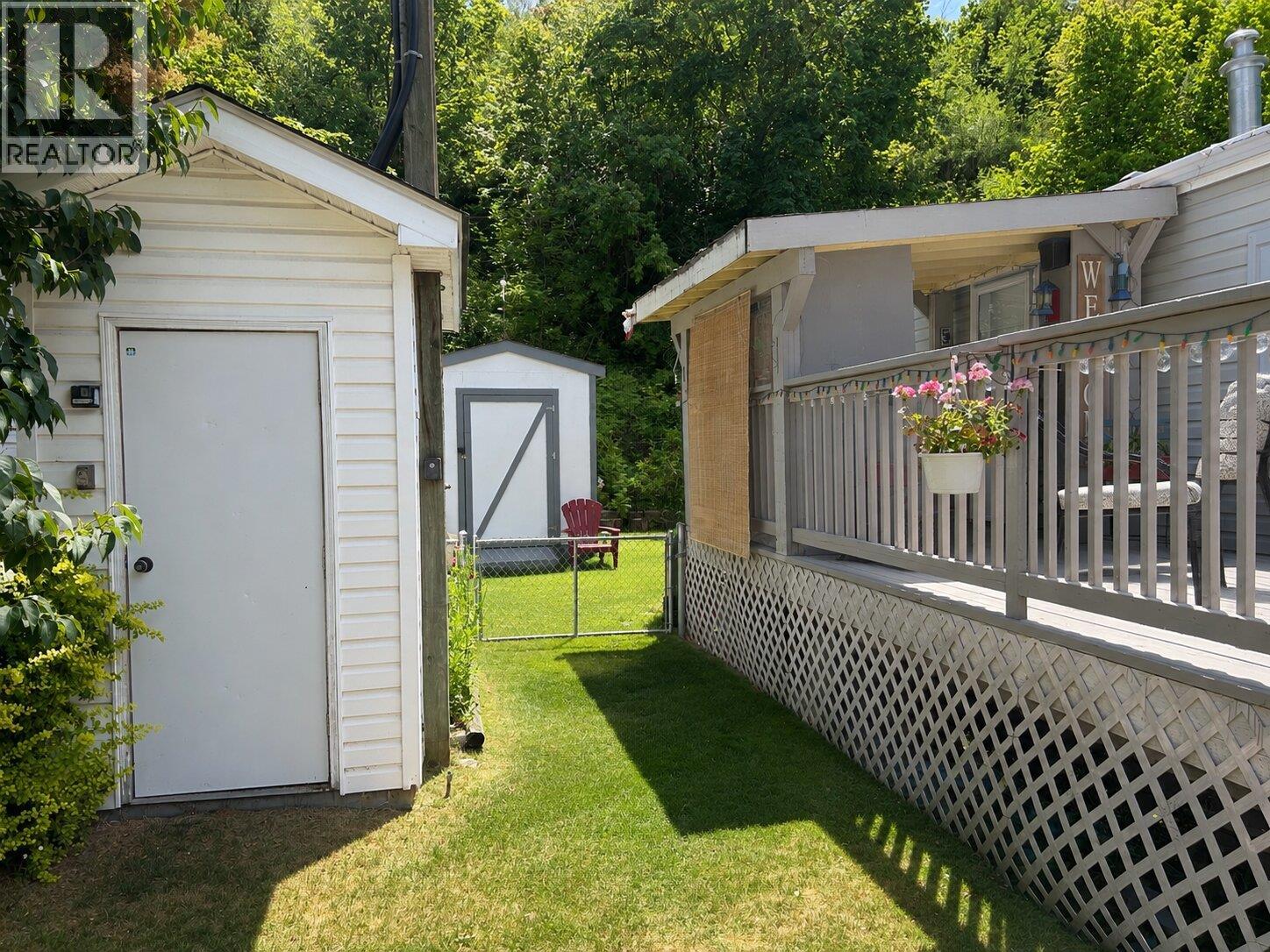 1250 Hillside Avenue Unit# 10, Chase, British Columbia  V0E 1M0 - Photo 4 - 10394307