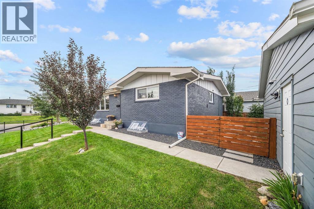 703 Millar Road NE, Calgary, Alberta  T2E 5Z6 - Photo 2 - A2338662