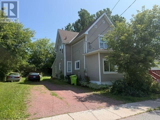 26 Alberta Ave, Sault Ste. Marie, Ontario  P6B 2N7 - Photo 1 - SM262251