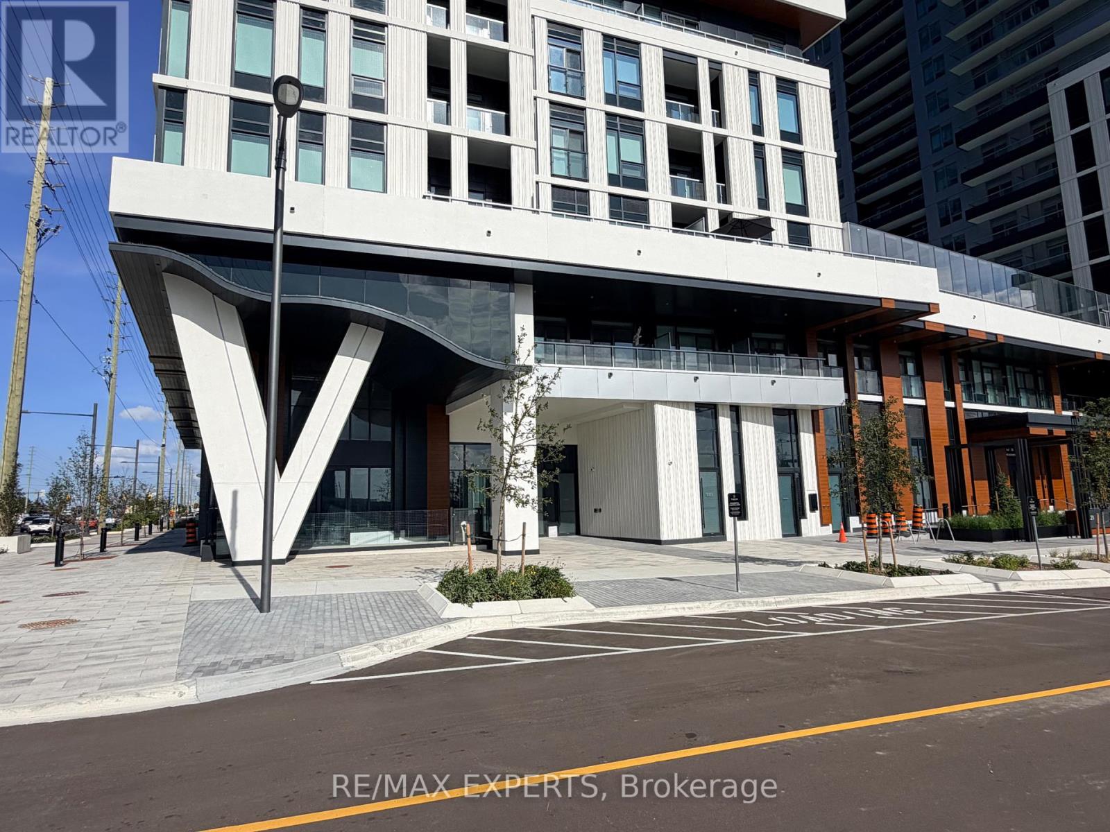 2851 Highway 7, Vaughan, Ontario  L4K 1W2 - Photo 3 - N13696130
