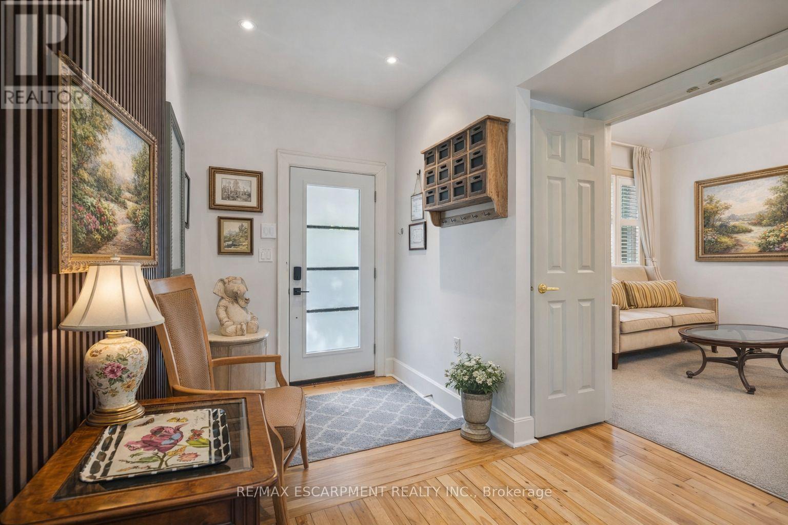 267 Davy Street, Niagara-On-The-Lake, Ontario  L0S 1J0 - Photo 4 - X12839274