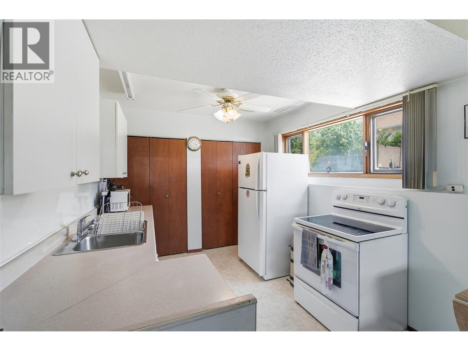 2613 Coutlee Avenue, Merritt, British Columbia  V1K 1A9 - Photo 29 - 10398417