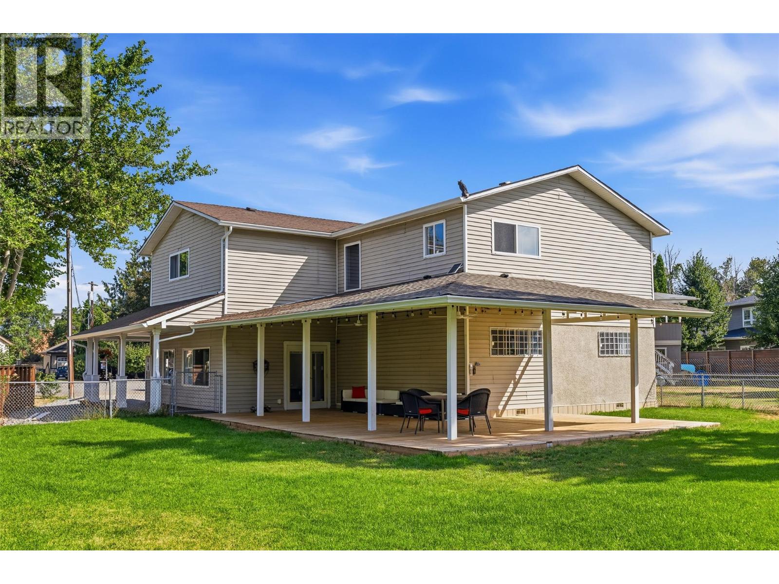654 Armour Crescent, Kelowna, British Columbia  V1W 1A5 - Photo 35 - 10398179