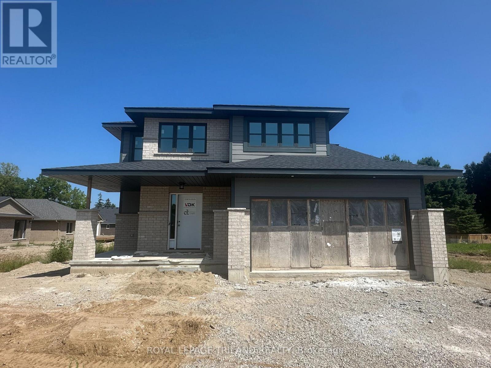 18 Hawks Gate, Central Elgin, Ontario  N5R 0R2 - Photo 2 - X13593762